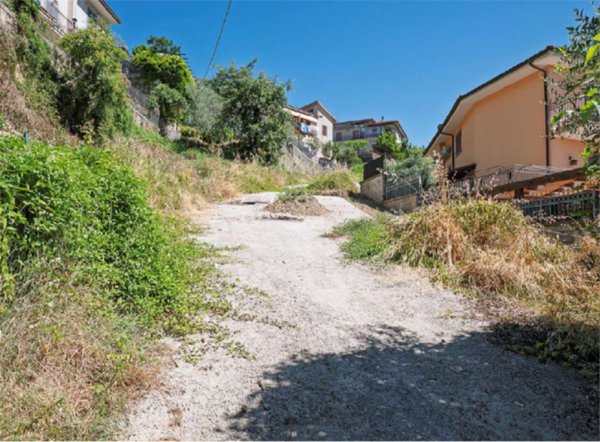 ufficio in vendita ad Olevano Romano