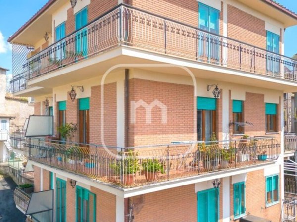 appartamento in vendita ad Olevano Romano