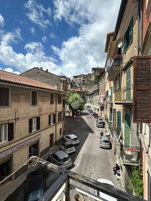 appartamento in vendita ad Olevano Romano