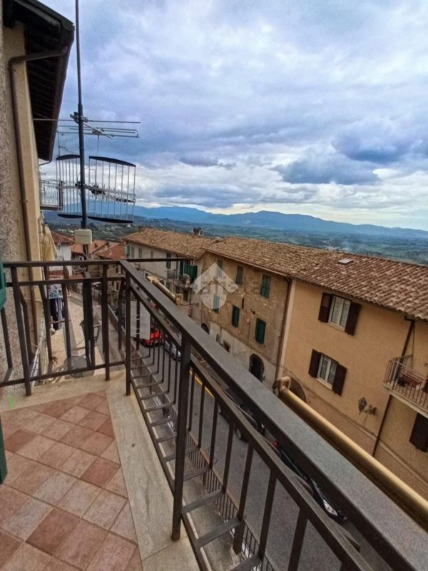 appartamento in vendita ad Olevano Romano