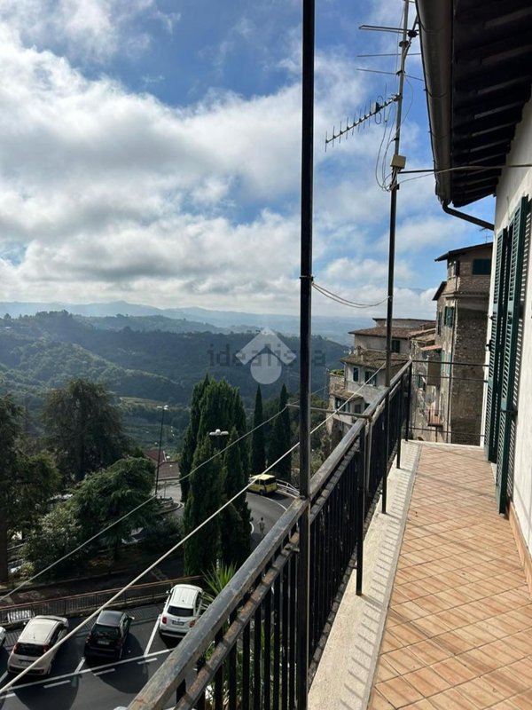 appartamento in vendita ad Olevano Romano