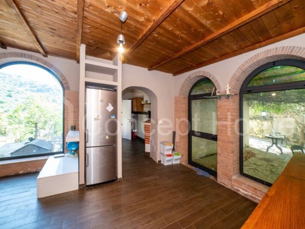 appartamento in vendita ad Olevano Romano