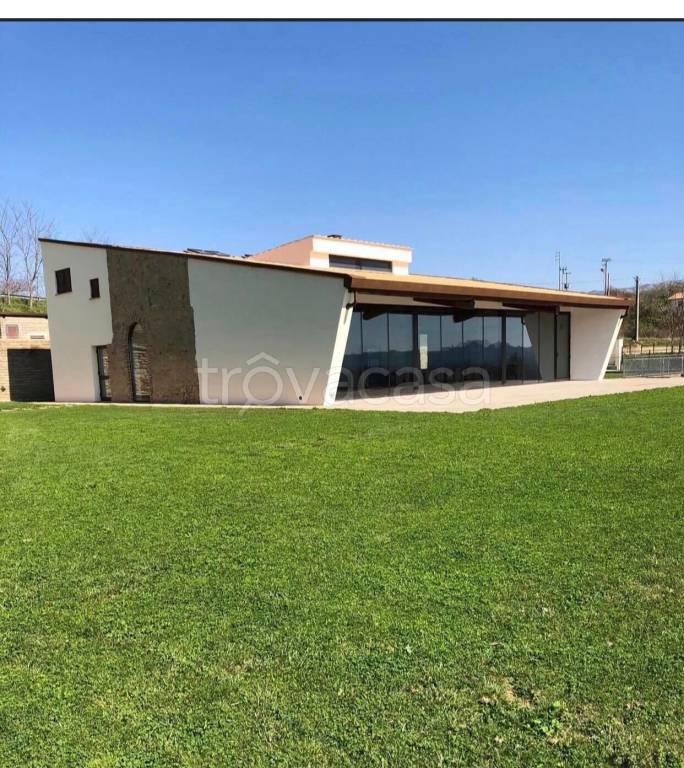 casa indipendente in vendita ad Olevano Romano