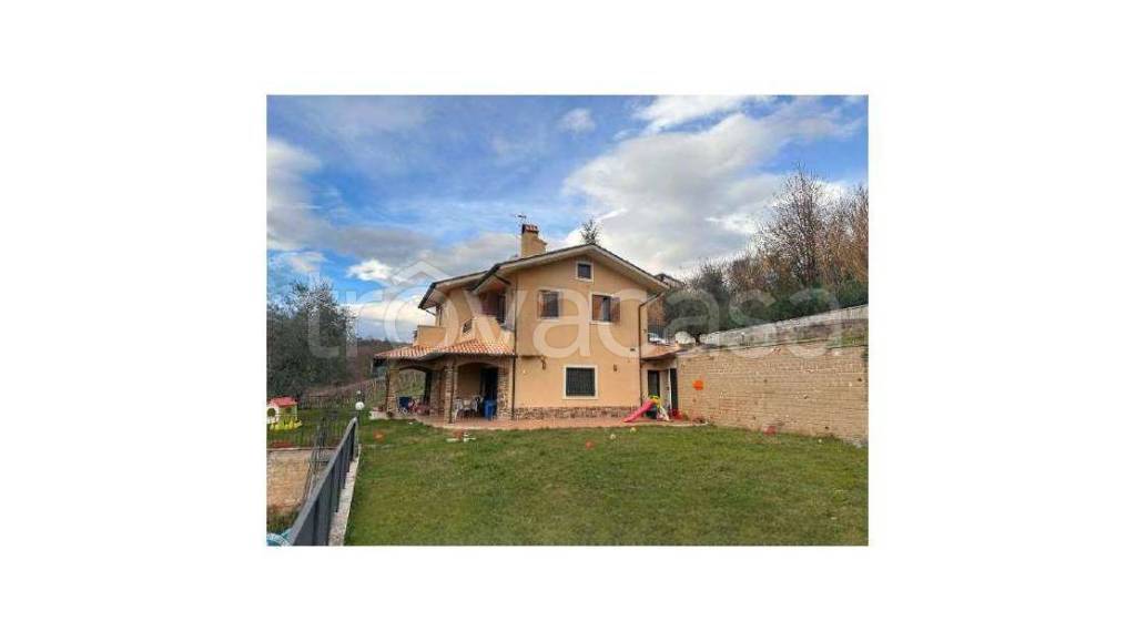 appartamento in vendita ad Olevano Romano