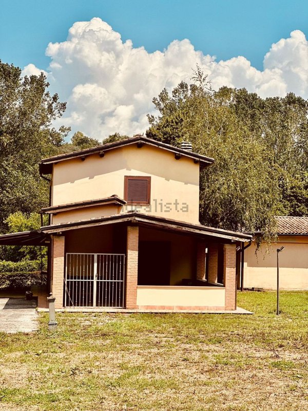 casa indipendente in vendita ad Olevano Romano