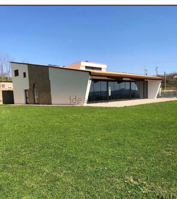 casa indipendente in vendita ad Olevano Romano