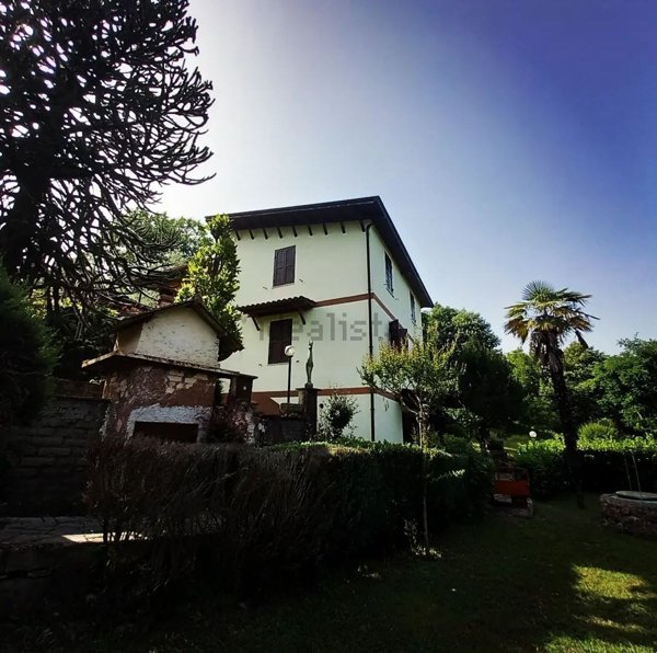 casa indipendente in vendita ad Olevano Romano