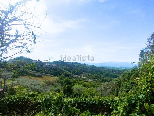 appartamento in vendita ad Olevano Romano