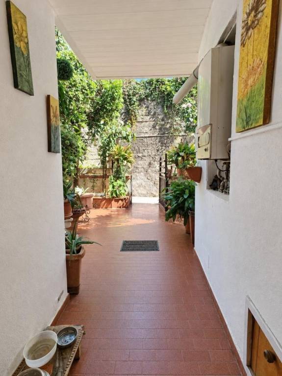 appartamento in vendita ad Olevano Romano