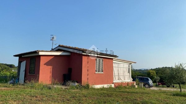 appartamento in vendita ad Olevano Romano