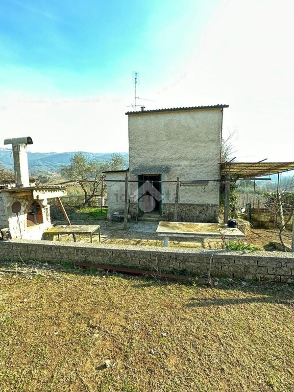 appartamento in vendita ad Olevano Romano