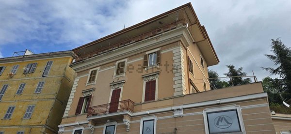 appartamento in vendita ad Olevano Romano