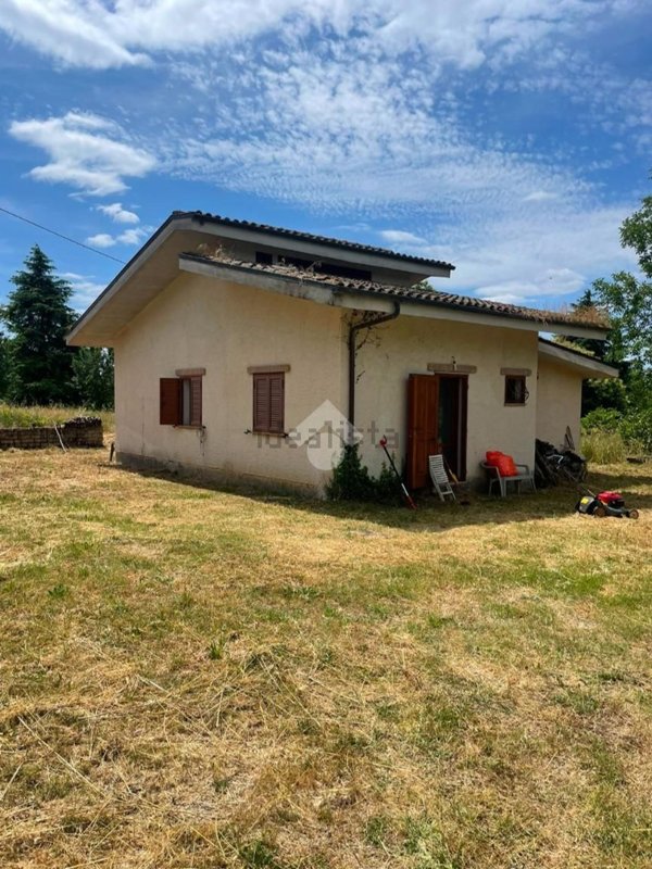 casa indipendente in vendita ad Olevano Romano