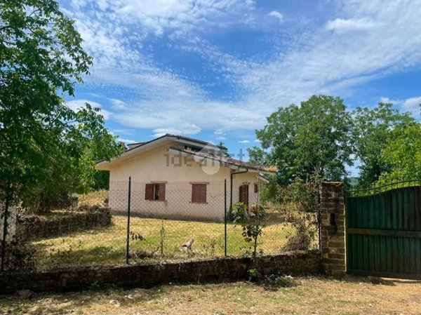 appartamento in vendita ad Olevano Romano