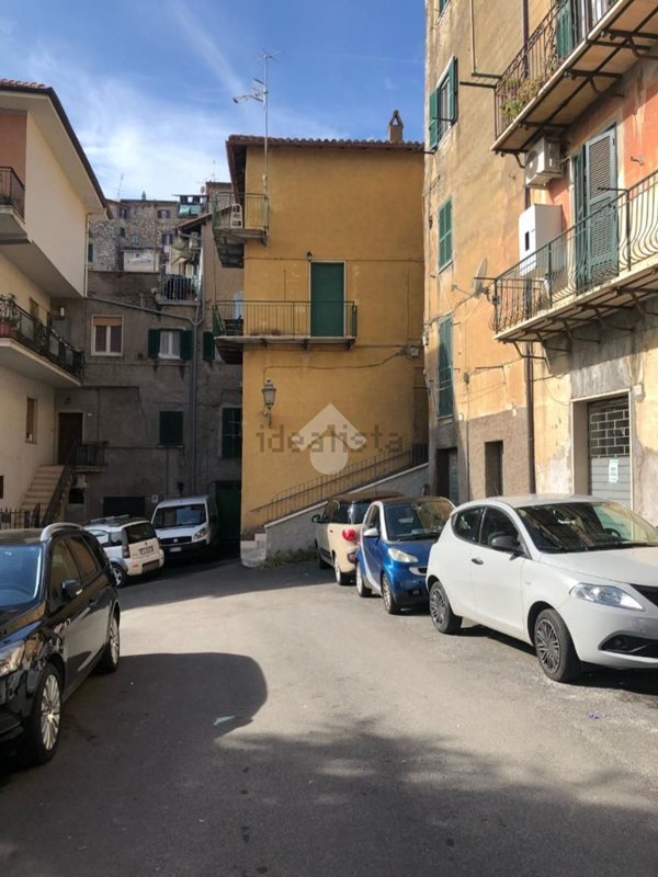 appartamento in vendita ad Olevano Romano
