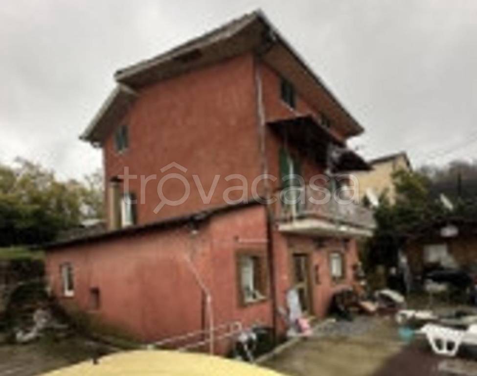 casa indipendente in vendita ad Olevano Romano