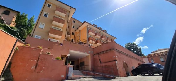 appartamento in vendita ad Olevano Romano
