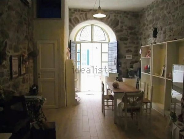 appartamento in vendita ad Olevano Romano