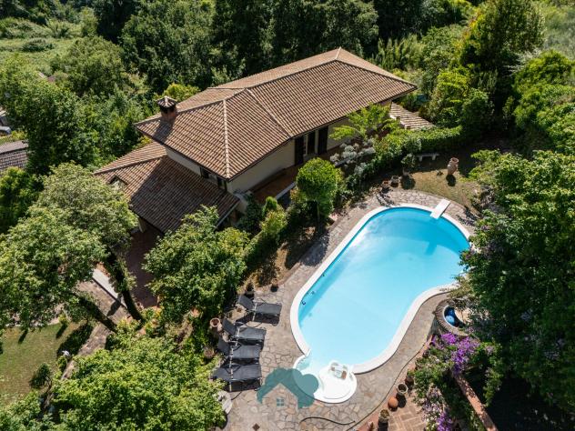 casa indipendente in vendita ad Olevano Romano