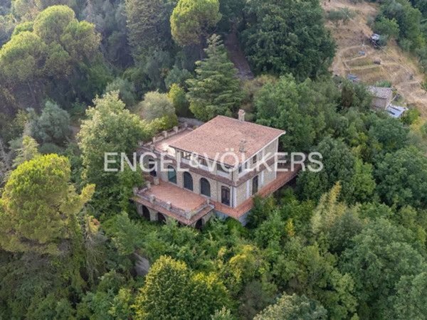 casa indipendente in vendita ad Olevano Romano
