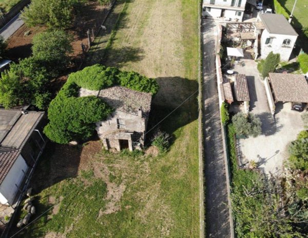 casa indipendente in vendita a Palestrina in zona Valvarino