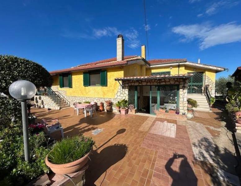 casa indipendente in vendita a Palestrina