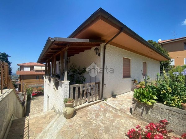 casa indipendente in vendita a Palestrina