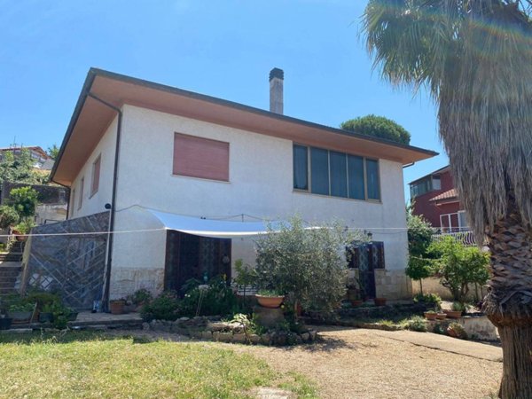 casa indipendente in vendita a Palestrina