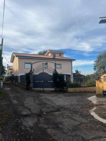 casa indipendente in vendita a Palestrina