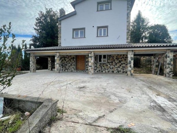 casa indipendente in vendita a Palestrina in zona Carchitti