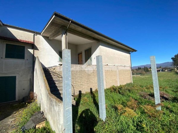 casa indipendente in vendita a Palestrina in zona Valvarino