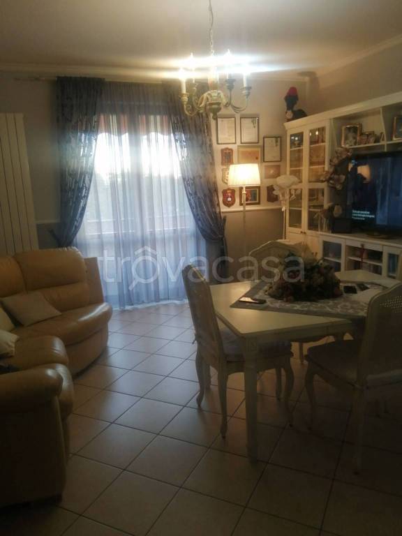 appartamento in vendita a Palestrina in zona Carchitti