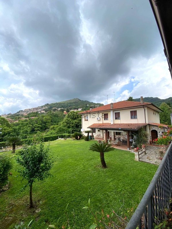 casa indipendente in vendita a Palestrina