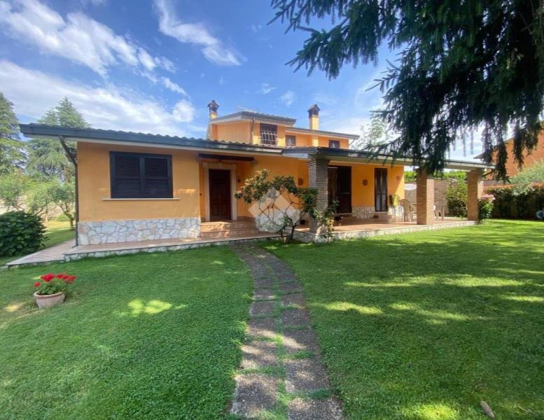 casa indipendente in vendita a Palestrina in zona Valvarino