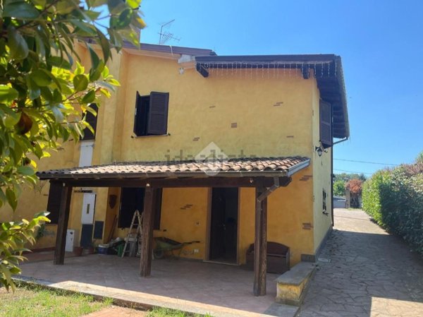 appartamento in vendita a Palestrina in zona Carchitti