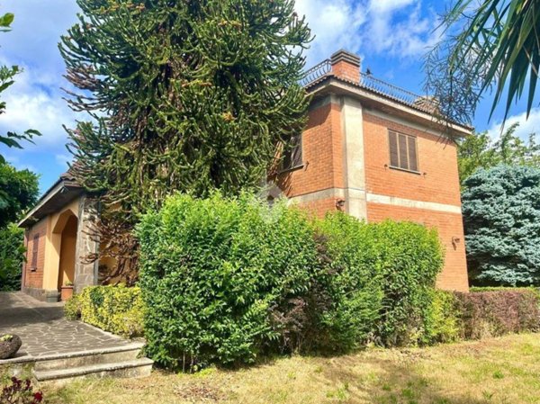 casa indipendente in vendita a Palestrina in zona Carchitti