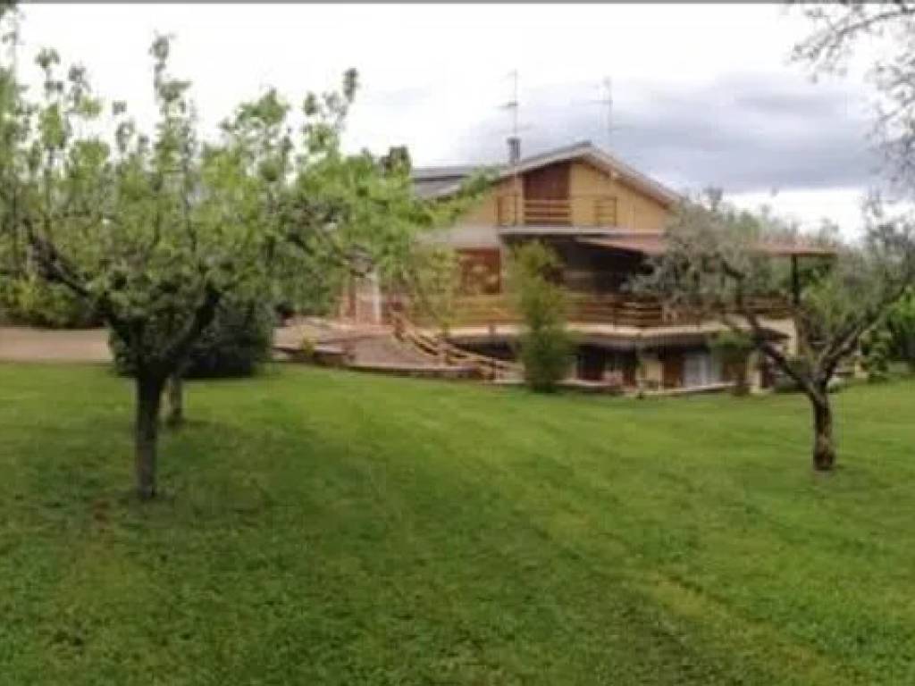 casa indipendente in vendita a Palestrina