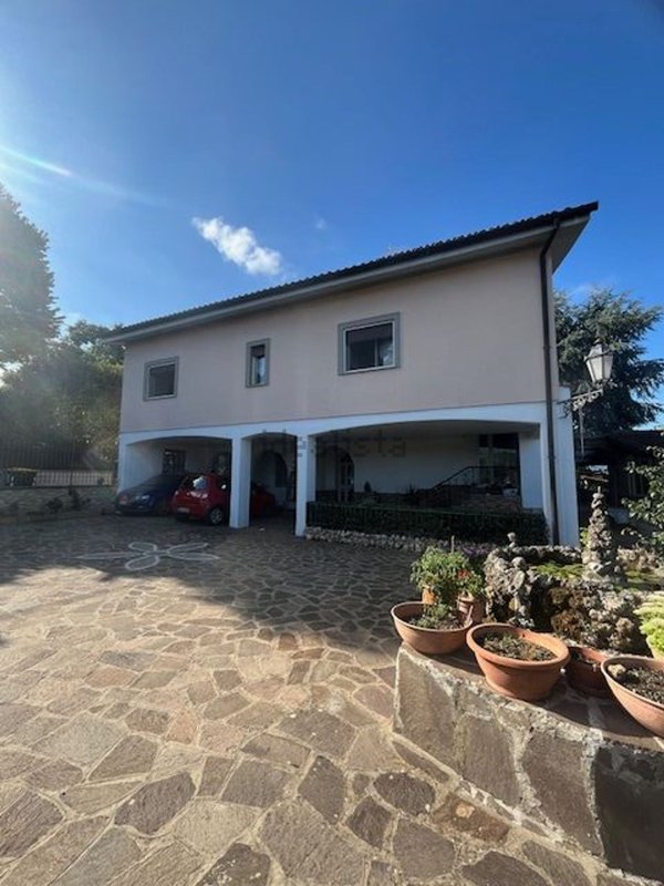 casa indipendente in vendita a Palestrina