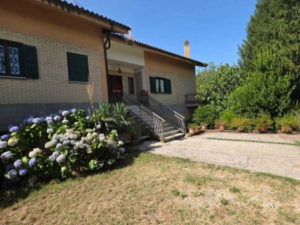 casa indipendente in vendita a Palestrina