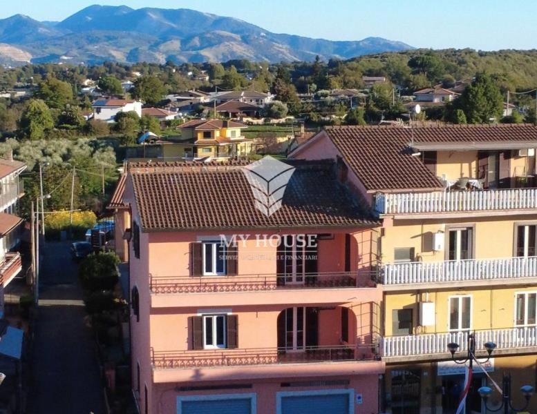 casa indipendente in vendita a Palestrina in zona Carchitti