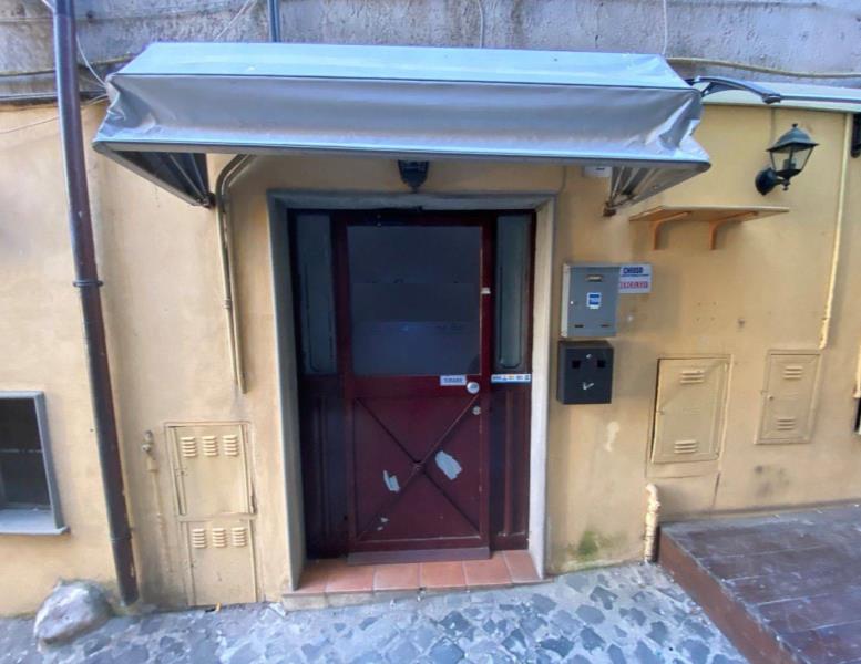 locale commerciale in vendita a Palestrina