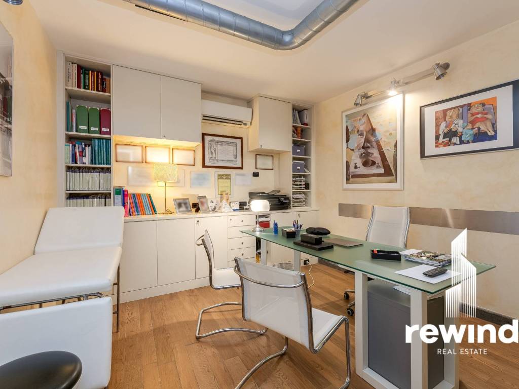 ufficio in vendita a Palestrina in zona Carchitti