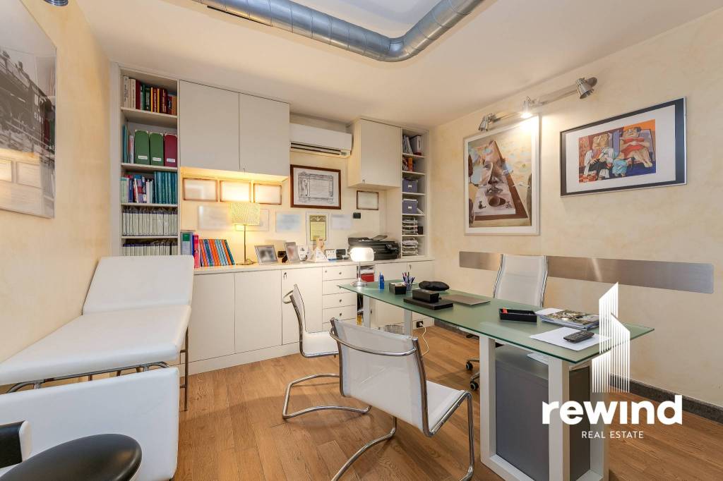 ufficio in vendita a Palestrina in zona Carchitti