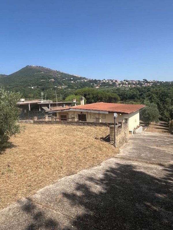 casa indipendente in vendita a Palestrina