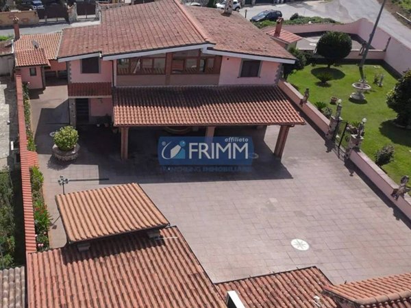 casa indipendente in vendita a Palestrina in zona Carchitti