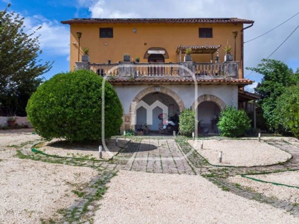 casa indipendente in vendita a Palestrina in zona Carchitti