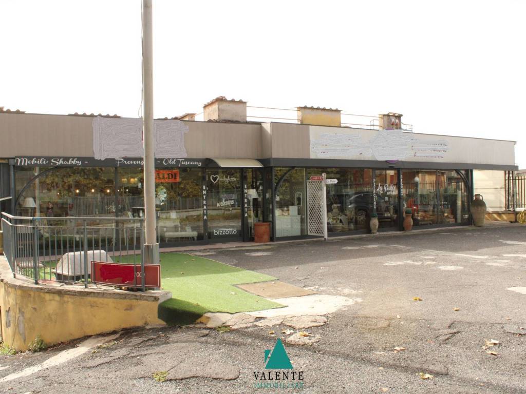negozio in vendita a Palestrina