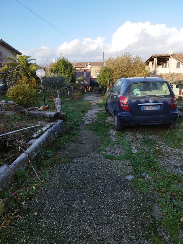 casa indipendente in vendita a Palestrina in zona Carchitti