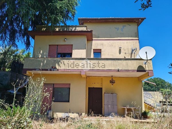 casa indipendente in vendita a Palestrina in zona Carchitti