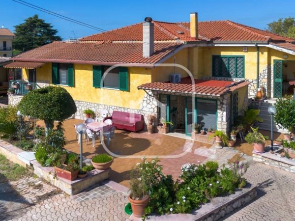 casa indipendente in vendita a Palestrina